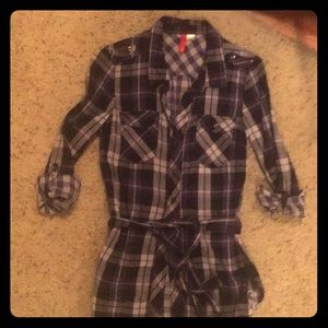 H & M plaid blouse